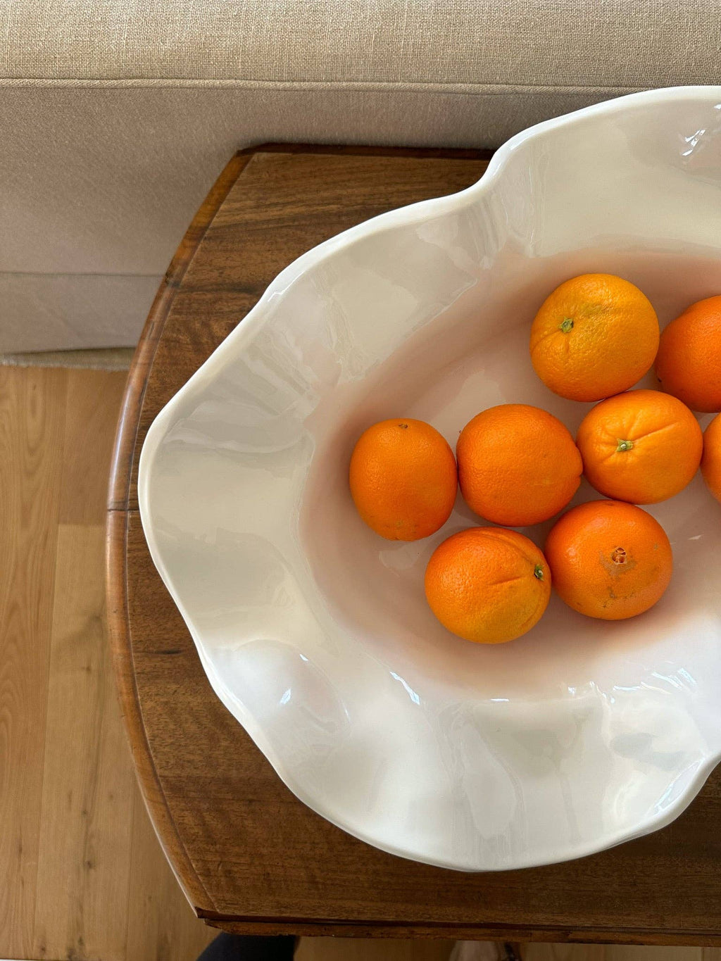 19" large wavy bowl