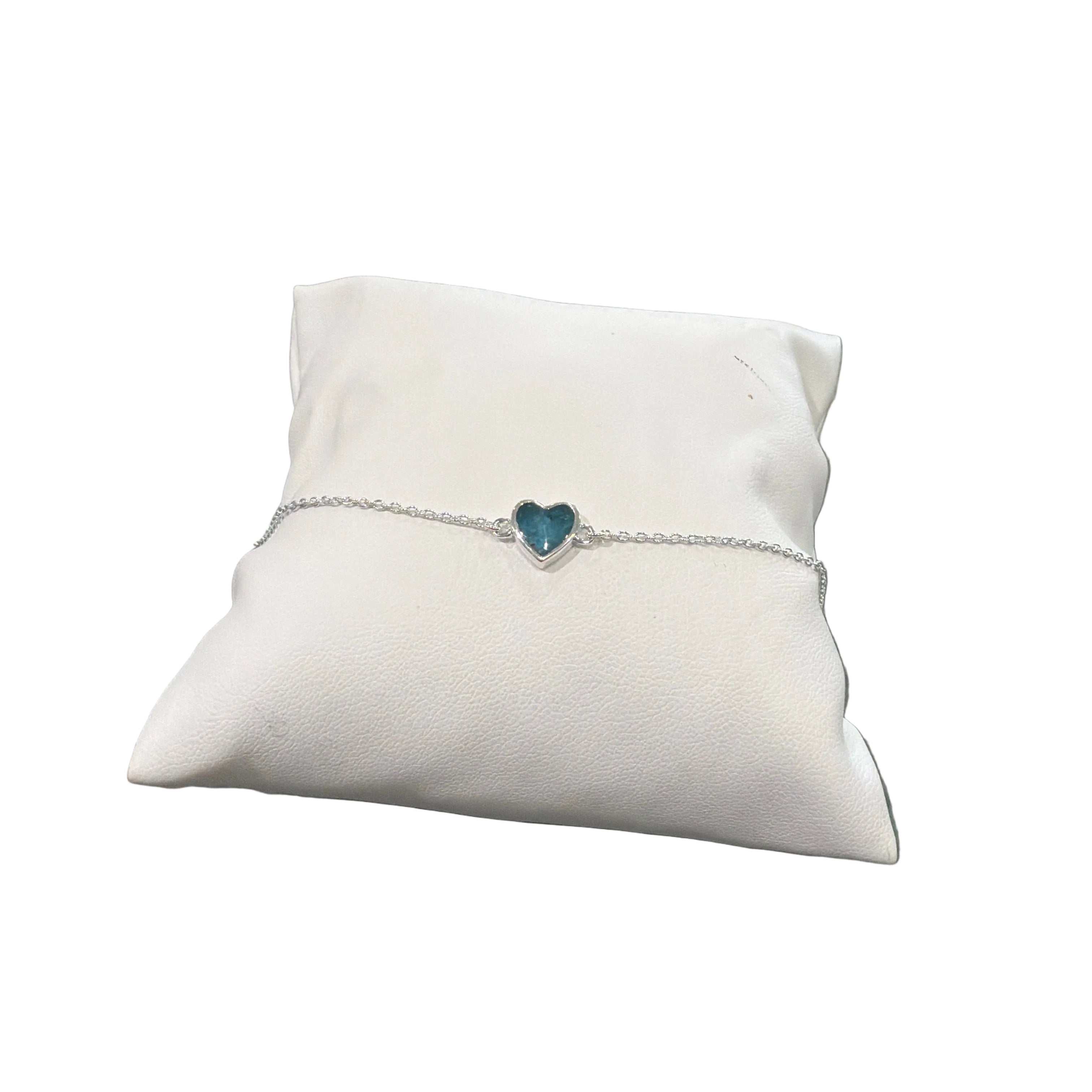 Dune Delicate Heart Anklet Apatite