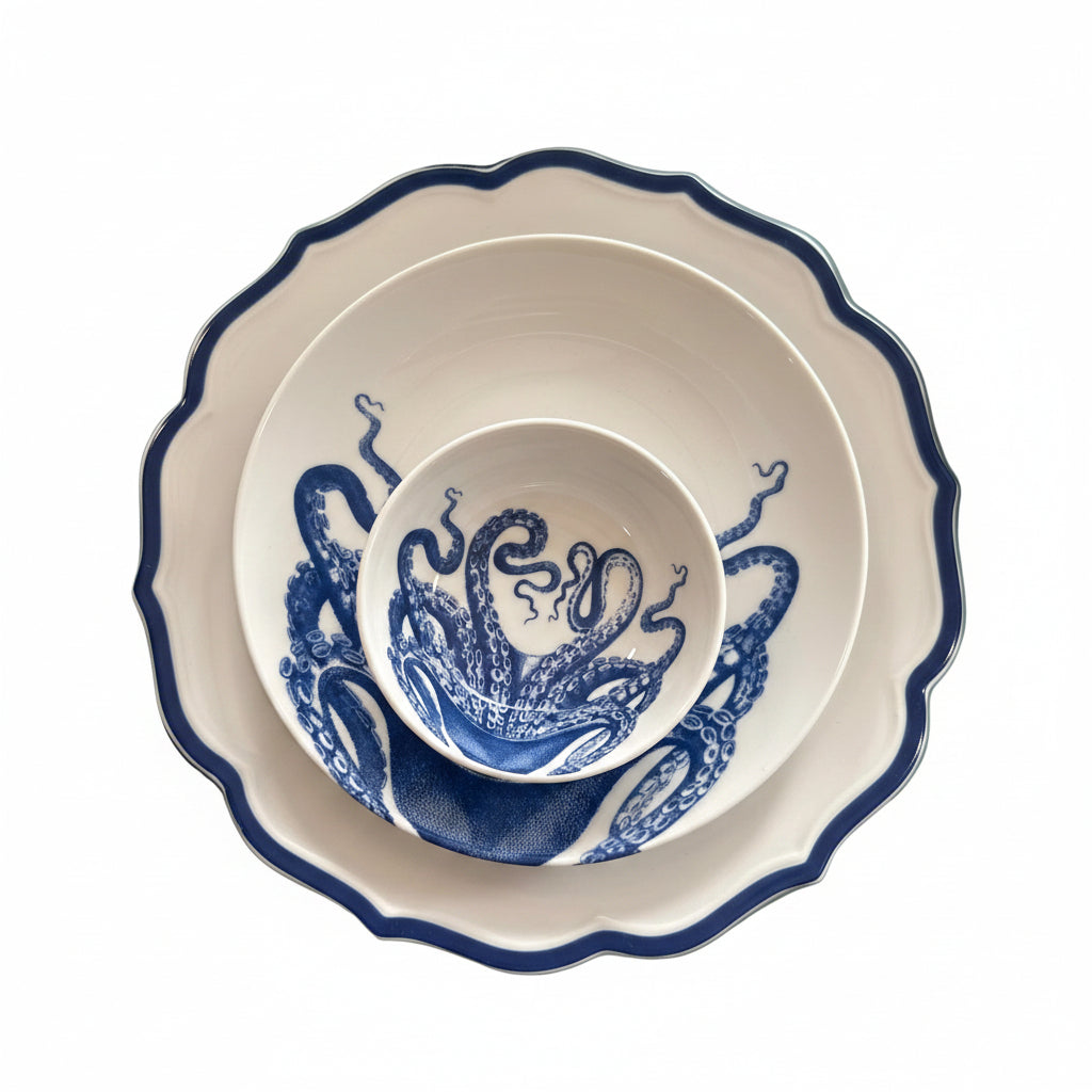 Stella Scalloped Blue Dinner Plate