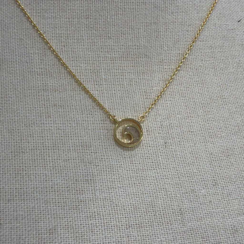 Dune Delicate Wave Necklace