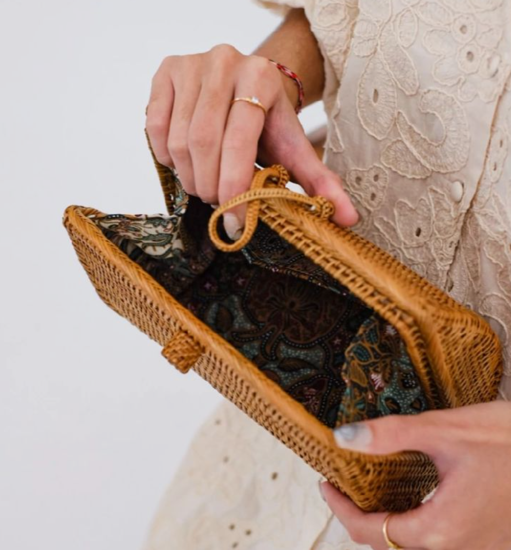 Bali Harvest Rattan Clutch  (Brown Water Drop)