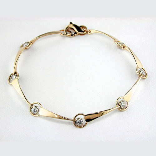 Tom Kruskal Diamond Teardrop Bracelet