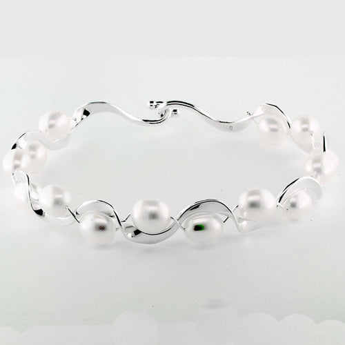Tom Kruskal Ruffle Pearl Bracelet