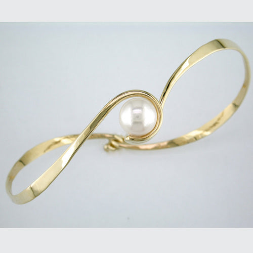 Tom Kruskal Gold and Pearl Curl Bracelet