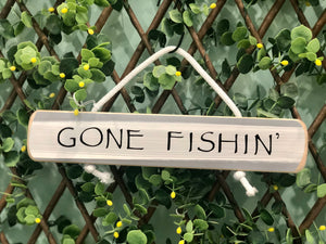 On Cape Time "Gone Fishin'" Rope Sign